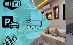 Appartement Renove Avec Style Et Parking Surveille